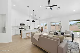 15221 S 47th Way, Phoenix, AZ 85044 - Photo 3