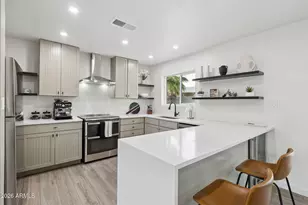 3822 E Dahlia Dr, Phoenix, AZ 85032 - Photo 9