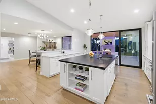 9402 N 83rd Ct, Scottsdale, AZ 85258 - Photo 9