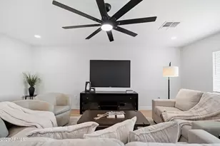 11081 W Timberline Dr, Sun City, AZ 85351 - Photo 7