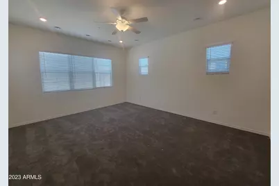 240 E Shamrock Drive, Chandler, AZ 85286 - Photo 7