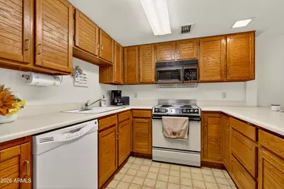 2605 N Pinon Ridge Drive #570, Flagstaff, AZ 86004 - Photo 7