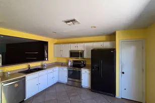 15868 W Crocus Dr, Surprise, AZ 85379 - Photo 3