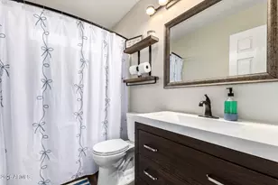 8401 W Cherry Hills Dr, Peoria, AZ 85345 - Photo 19