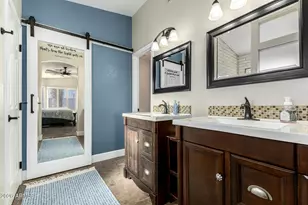 8401 W Cherry Hills Dr, Peoria, AZ 85345 - Photo 13