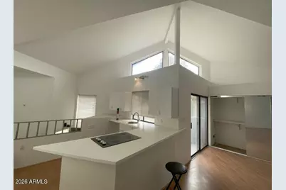 10301 N 70th Street #202, Paradise Valley, AZ 85253 - Photo 1