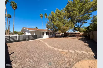 639 N 57th Place, Mesa, AZ 85205 - Photo 5