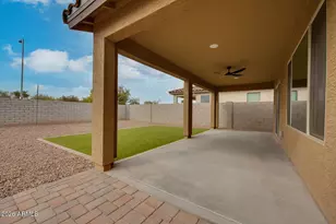 7412 S 34th Ln, Phoenix, AZ 85041 - Photo 13
