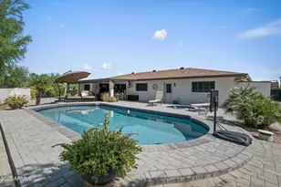 529 W Wood Dr, Phoenix, AZ 85029 - Photo 1