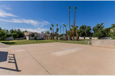 5237 N 106th Avenue, Glendale, AZ 85307 - Photo 57
