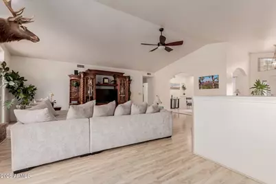 5237 N 106th Avenue, Glendale, AZ 85307 - Photo 13