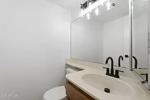 6943 W Monterosa Cir, Phoenix, AZ 85033 - Photo 25