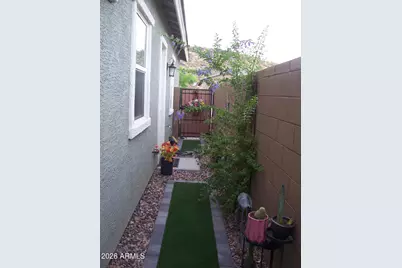 3255 W Peak View Road, Phoenix, AZ 85083 - Photo 9