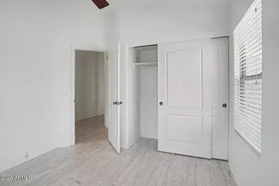 24726 N 29th Place, Phoenix, AZ 85024 - Photo 11