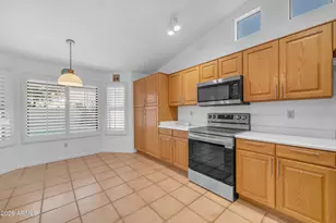 1366 N Laveen Dr, Chandler, AZ 85226 - Photo 13