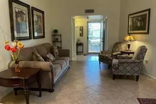 10842 W Sequoia Dr, Sun City, AZ 85373 - Photo 5