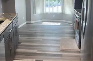 10842 W Sequoia Dr, Sun City, AZ 85373 - Photo 11