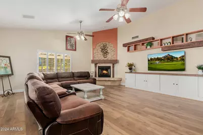 25201 N 47th Drive, Phoenix, AZ 85083 - Photo 21