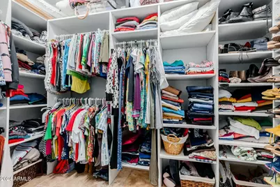 25201 N 47th Drive, Phoenix, AZ 85083 - Photo 31