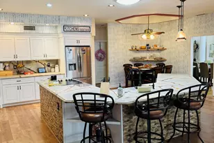 25201 N 47th Dr, Phoenix, AZ 85083 - Photo 9