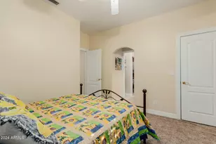 25201 N 47th Dr, Phoenix, AZ 85083 - Photo 37