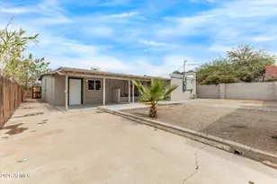 1439 E Hatcher Rd, Phoenix, AZ 85020 - Photo 25