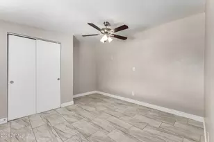 1439 E Hatcher Rd, Phoenix, AZ 85020 - Photo 19