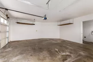 1439 E Hatcher Rd, Phoenix, AZ 85020 - Photo 23