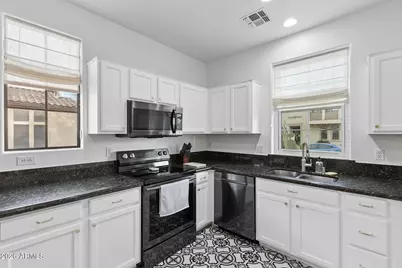 2382 W Sleepy Ranch Road, Phoenix, AZ 85085 - Photo 31