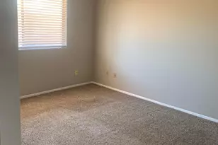 4132 W Shangri La Rd, Phoenix, AZ 85029 - Photo 9