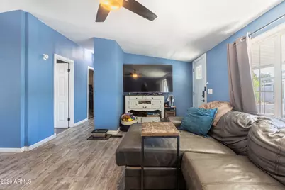 8401 N 67th Avenue #105, Glendale, AZ 85302 - Photo 7