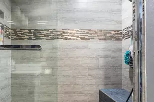 8401 N 67th Ave, Glendale, AZ 85302 - Photo 15