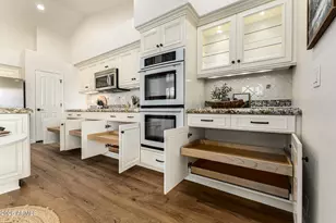 648 S Roanoke St, Gilbert, AZ 85296 - Photo 7