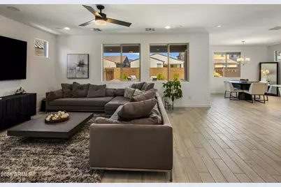 8958 W Orange Drive, Glendale, AZ 85305 - Photo 9