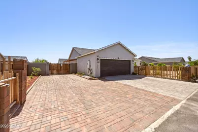 10547 E Baltimore Street E, Apache Junction, AZ 85120 - Photo 3