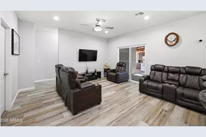 10547 E Baltimore Street E, Apache Junction, AZ 85120 - Photo 9