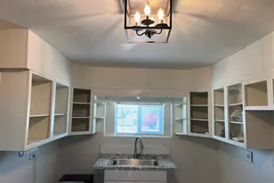 10025 N 14th St, Phoenix, AZ 85020 - Photo 3