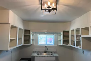 10025 N 14th St, Phoenix, AZ 85020 - Photo 3