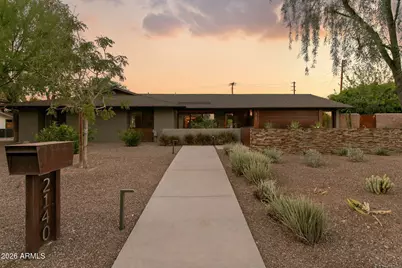2140 E Solano Drive, Phoenix, AZ 85016 - Photo 1