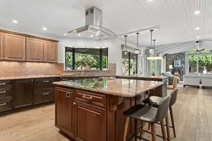 2140 E Solano Dr, Phoenix, AZ 85016 - Photo 11