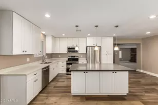 18636 N 17th Ave, Phoenix, AZ 85027 - Photo 9