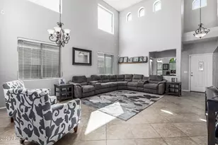 586 E Baker Dr, San Tan Valley, AZ 85140 - Photo 7