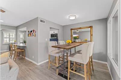 7714 E Chaparral Road, Scottsdale, AZ 85250 - Photo 17