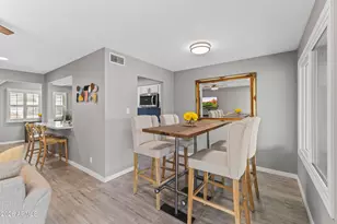 7714 E Chaparral Rd, Scottsdale, AZ 85250 - Photo 17