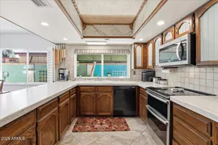 1208 W Loughlin Dr, Chandler, AZ 85224 - Photo 11