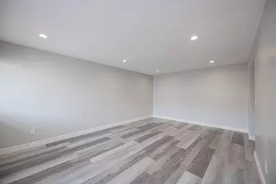 2674 N 43rd Avenue #C, Phoenix, AZ 85009 - Photo 5