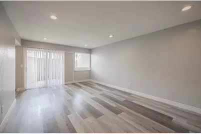 2674 N 43rd Avenue #C, Phoenix, AZ 85009 - Photo 9