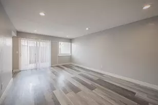 2674 N 43rd Ave, Phoenix, AZ 85009 - Photo 9
