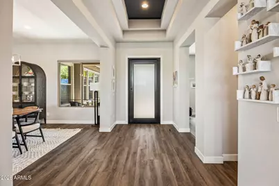 3244 E Daley Lane, Phoenix, AZ 85050 - Photo 7