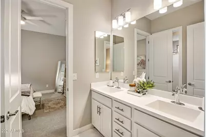 3244 E Daley Lane, Phoenix, AZ 85050 - Photo 31